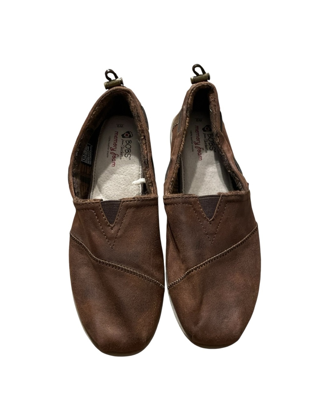 I3- Bobs from Skechers leather insole memory foam shoes size 9